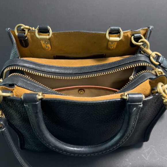 Coach - Rogue Bag In Regenerative Leather - Picture 9 of 16